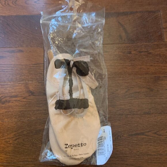 REPETTO Paris Soft Ballet Shoes with Split Sole Deep Peach Kids Size 36.5 France - Picture 2 of 8